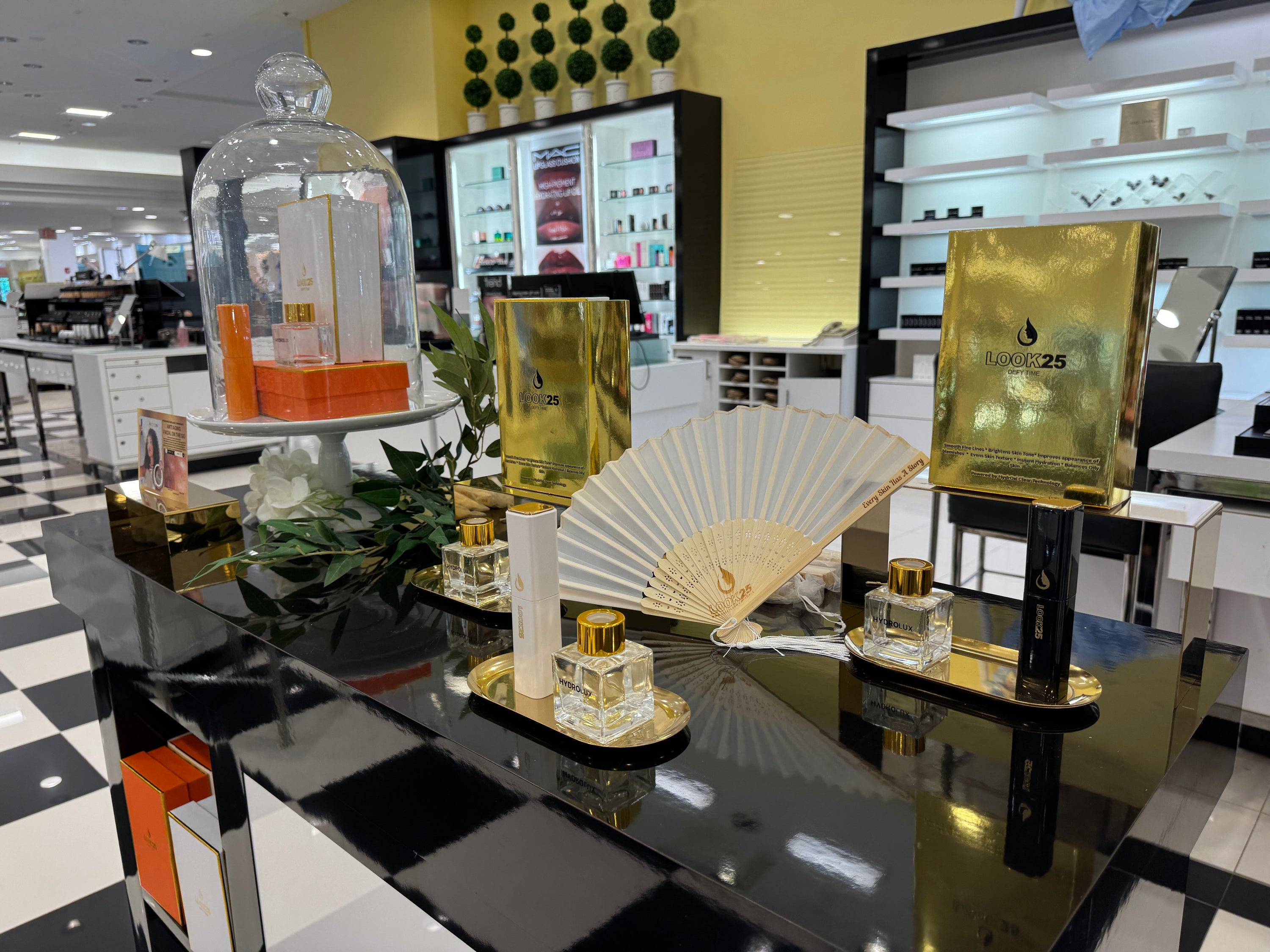 LOOK25® Officially Arrives at Bloomingdale’s Boca Raton